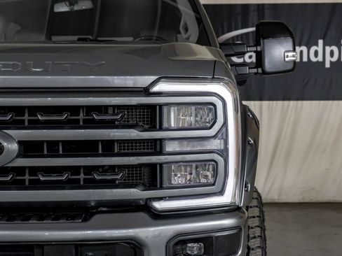 Used 2024 Ford F250 Lariat image 41