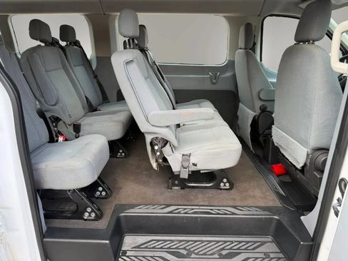 Used 2016 Ford Transit 350 XLT RWD image 22