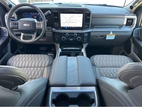 New 2026 Ford F250 Platinum w/ Platinum Plus Package AWD/4WD image 7