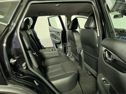 Used 2022 Nissan Rogue Sport SL AWD/4WD image 25