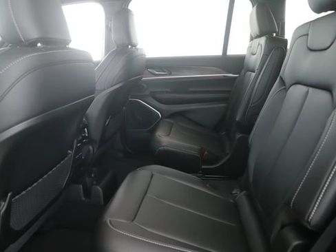 New 2026 Jeep Grand Cherokee L Limited w/ Limited Altitude Package image 30