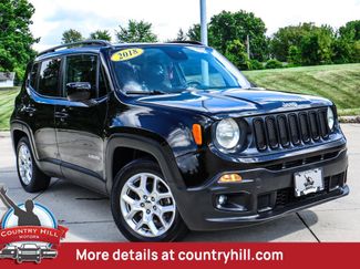 Used 2018 Jeep Renegade Latitude w/ Popular Equipment Group image 1