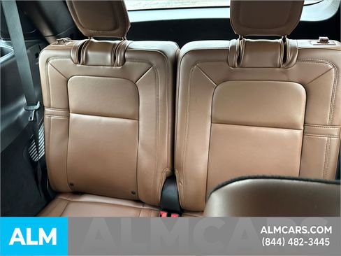 Used 2023 Lincoln Aviator Reserve w/ Equipment Group 201A image 29