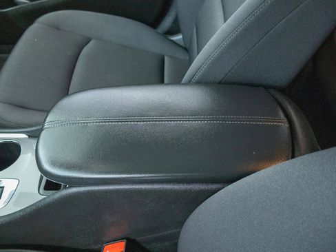 Used 2023 Chevrolet Malibu LT FWD image 28