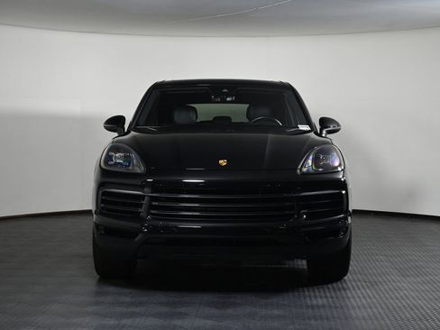 Used 2021 Porsche Cayenne AWD/4WD image 10