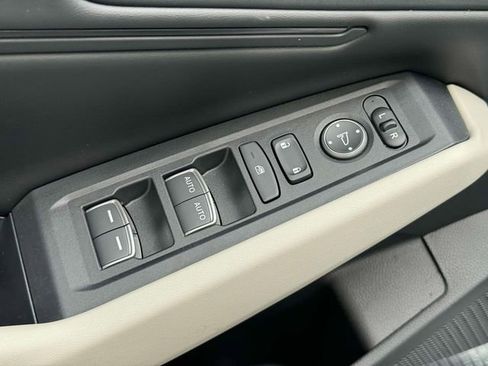 New 2025 Honda Accord SE image 34