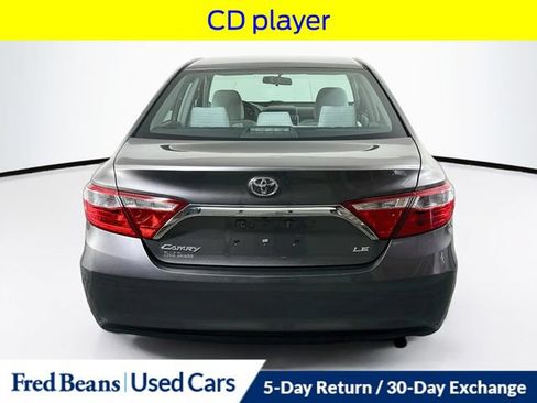Used 2017 Toyota Camry LE FWD image 8