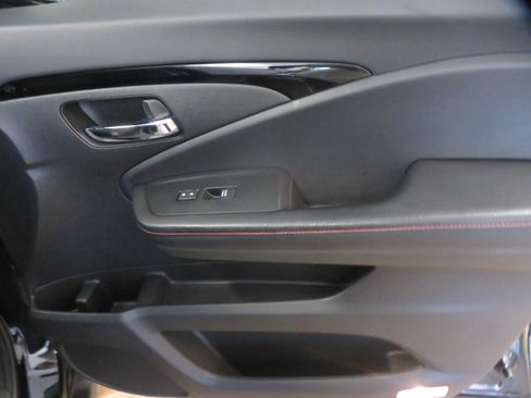 Used 2021 Honda Pilot Black Edition image 28