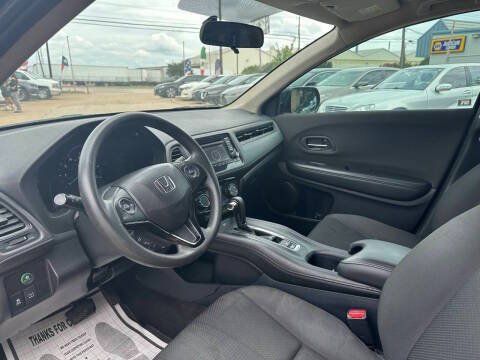 Used 2019 Honda HR-V LX image 21