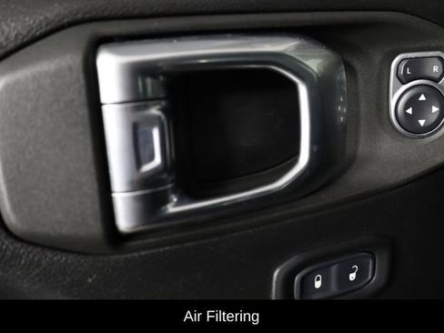 Used 2021 Jeep Wrangler Unlimited Sport AWD/4WD image 20