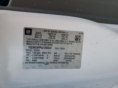 Used 2018 Chevrolet Express 2500 w/ Driver Convenience Package image 10