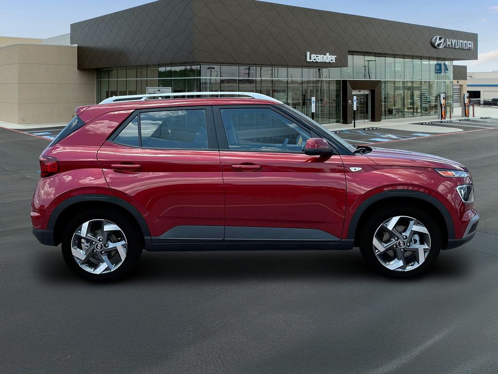 Certified 2025 Hyundai Venue Limited FWD image 9