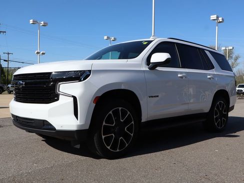 Used 2024 Chevrolet Tahoe RST w/ Luxury Package AWD/4WD image 9