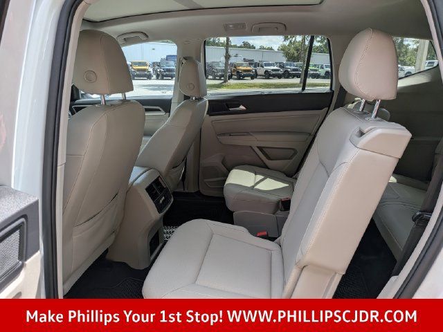 Used 2020 Volkswagen Atlas SE w/ Panoramic Sunroof Package FWD image 13