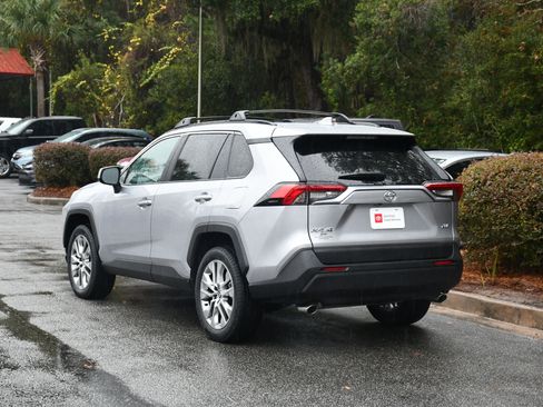 Certified 2023 Toyota RAV4 XLE Premium image 3