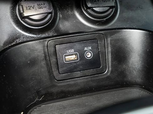 Used 2018 Hyundai Santa Fe Sport image 14