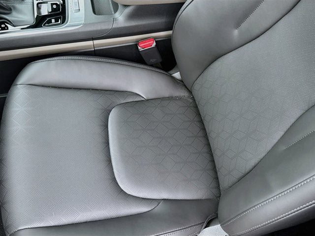 Certified 2026 Kia Carnival EX FWD image 19