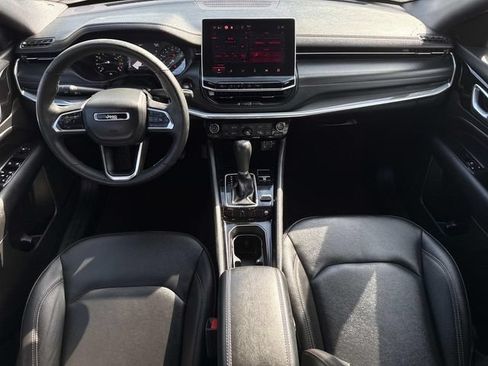 Used 2023 Jeep Compass Limited AWD/4WD image 27