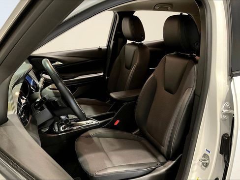 Used 2022 Buick Encore GX Select w/ Sport Touring Package image 20