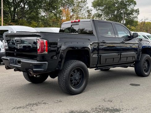 Used 2016 GMC Sierra 1500 SLT w/ SLT Preferred Package image 3