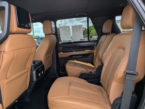 Certified 2023 Ford Expedition Platinum AWD/4WD image 14