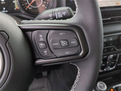 New 2025 Jeep Gladiator Sport image 20