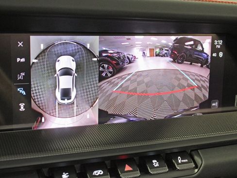 Used 2025 Porsche 911 Carrera 4 GTS image 30