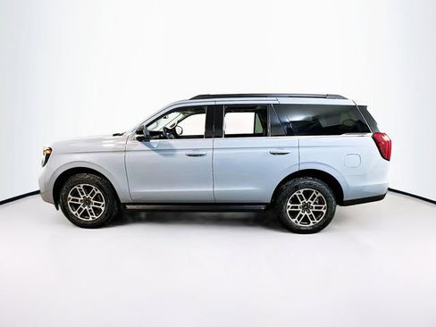 New 2026 Ford Expedition Active image 3