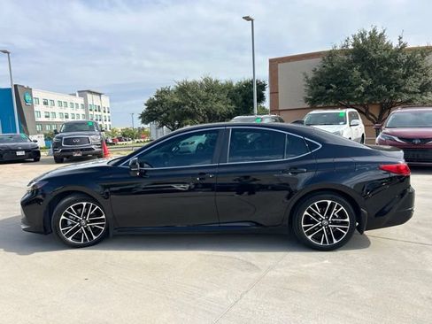 Used 2026 Toyota Camry XLE w/ Premium Plus Package FWD image 8