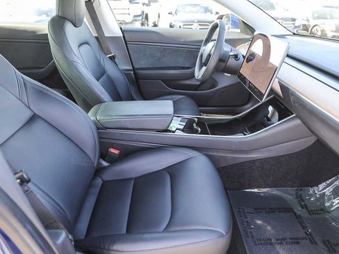 Used 2020 Tesla Model 3 Long Range image 16