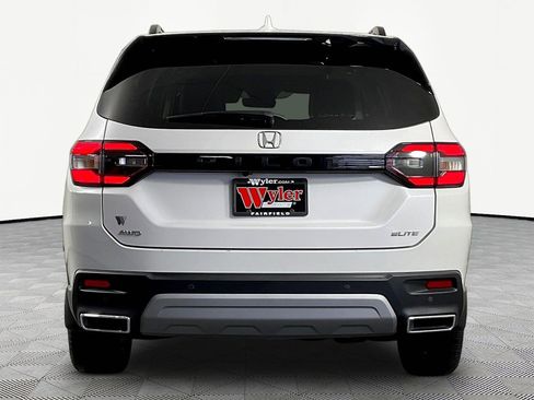 Used 2025 Honda Pilot Elite image 5