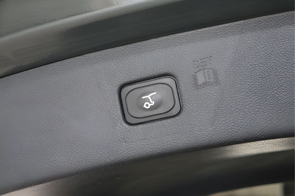 Used 2024 Ford Edge SEL w/ Convenience Package AWD/4WD image 34