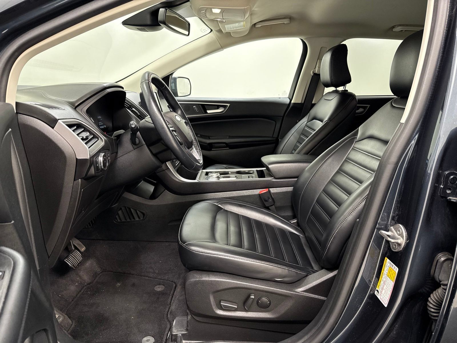 Used 2023 Ford Edge SEL w/ Convenience Package AWD/4WD image 14