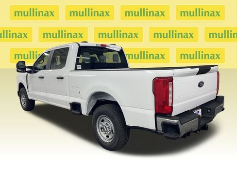 New 2026 Ford F250 XL w/ XL Chrome Package image 9