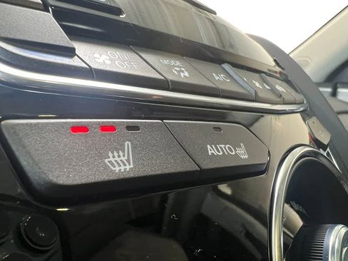 New 2026 Acura RDX w/Technology Package image 25