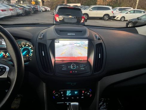 Used 2014 Ford Escape SE w/ Equipment Group 201A image 22