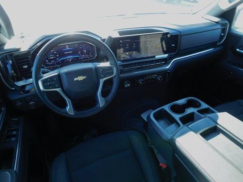 Used 2023 Chevrolet Silverado 1500 LT image 22