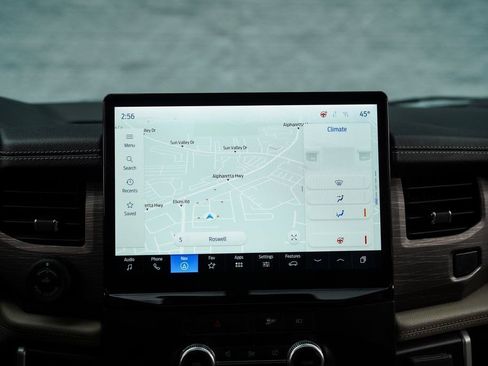 Used 2022 Ford Expedition Max Limited image 34