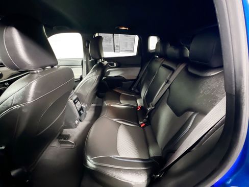 Used 2024 Jeep Compass Latitude image 29