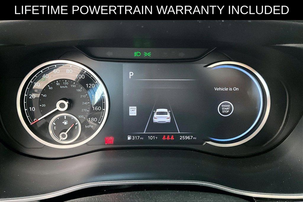 Used 2026 Genesis G70 2.5T RWD image 27