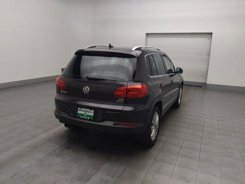 Used 2016 Volkswagen Tiguan SE image 9