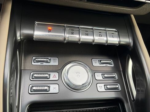 Used 2025 Lincoln Nautilus Premier w/ Equipment Group 102A image 24