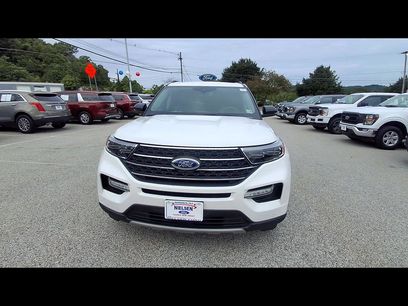 Certified 2024 Ford Explorer XLT w/ Equipment Group 202A