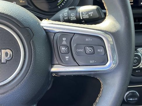 Used 2024 Jeep Wrangler Unlimited Sahara AWD/4WD image 29