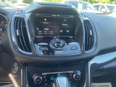 Used 2015 Ford Escape Titanium AWD/4WD image 17