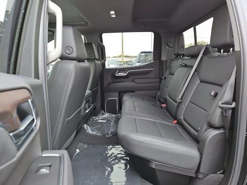 New 2026 GMC Sierra 1500 SLT w/ SLT Premium Package AWD/4WD image 18