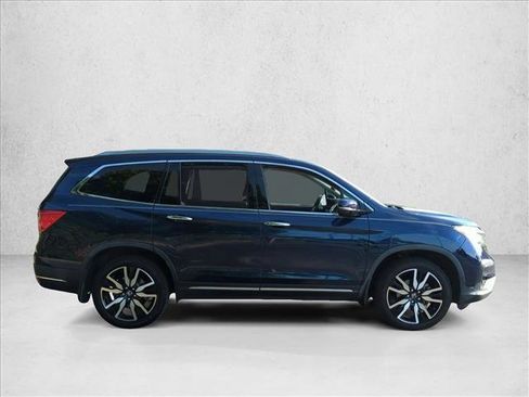 Used 2019 Honda Pilot Touring image 4
