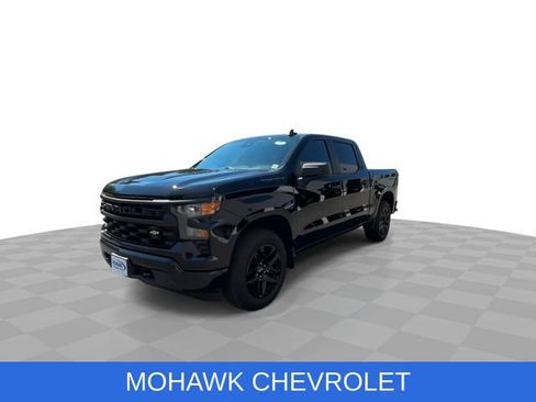 Used 2022 Chevrolet Silverado 1500 Custom AWD/4WD image 4
