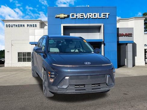 Used 2024 Hyundai Kona SEL image 1