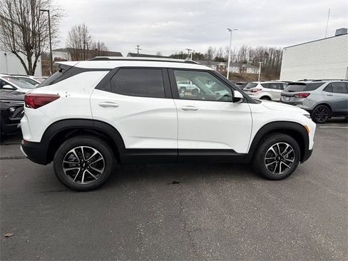 New 2026 Chevrolet TrailBlazer LT w/ LT Cold Weather Package image 3